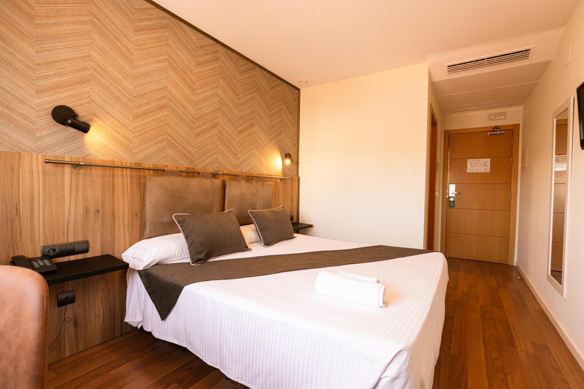 Gce Hoteles Malaga Exterior photo