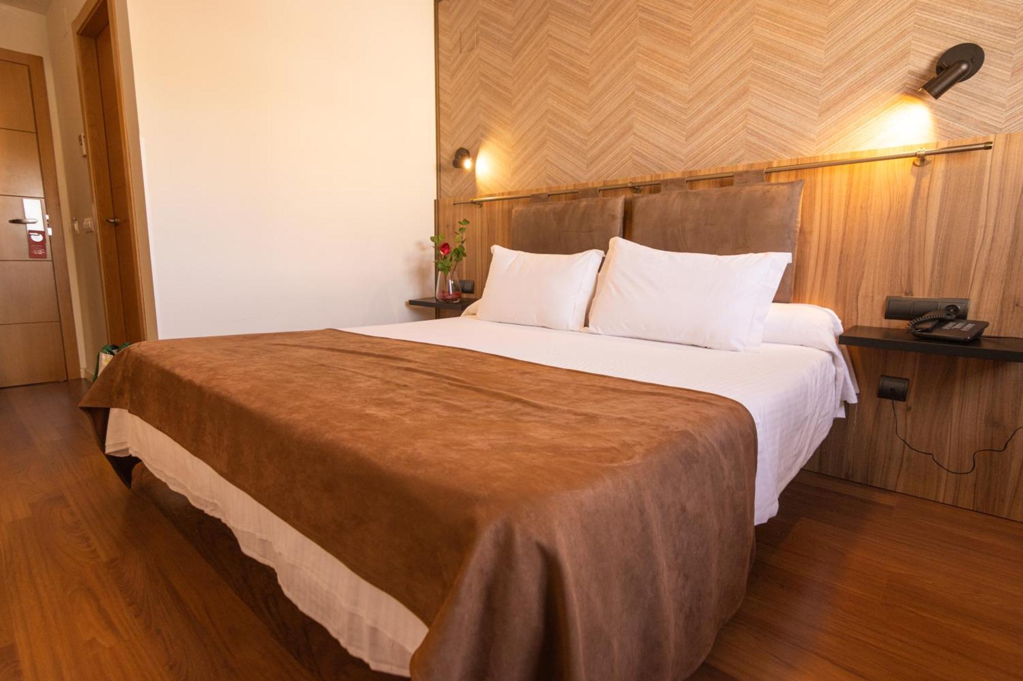 Gce Hoteles Malaga Exterior photo
